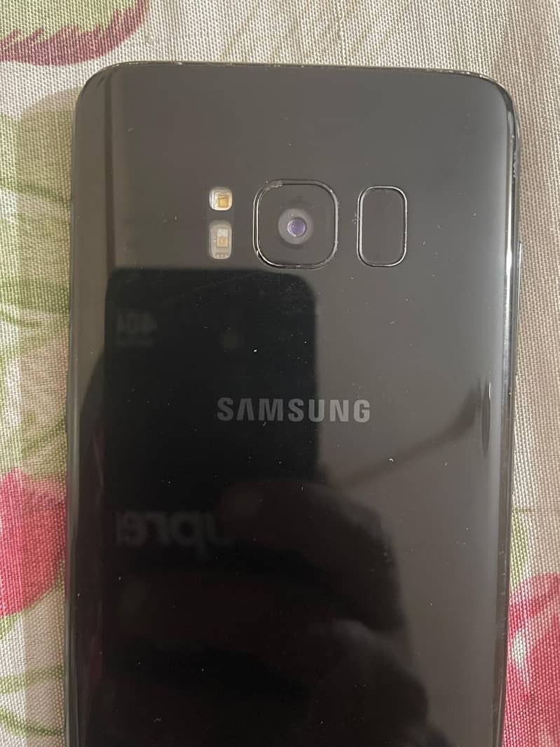 Samsung Mobile S8 1