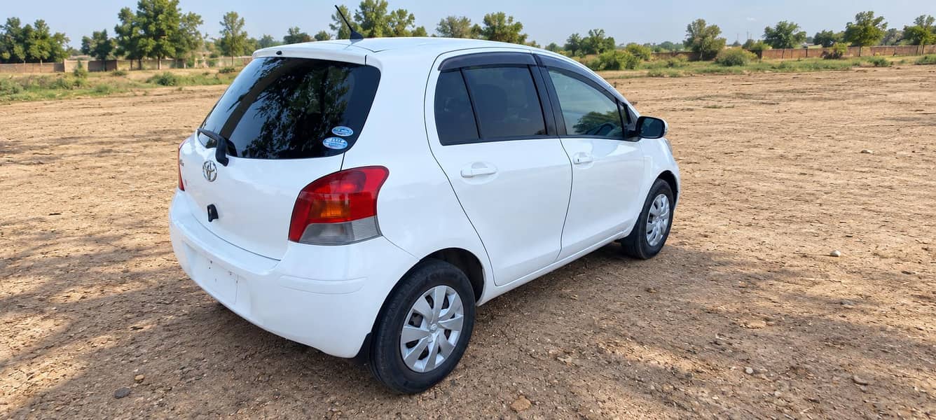 Toyota Vitz 2008 1