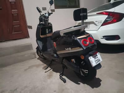metro m6 scooty for sale urgent 03227382428 whatsapp phone