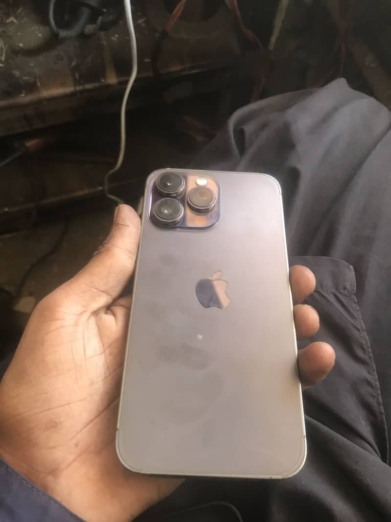 Apple iPhone 14 Pro Max 2
