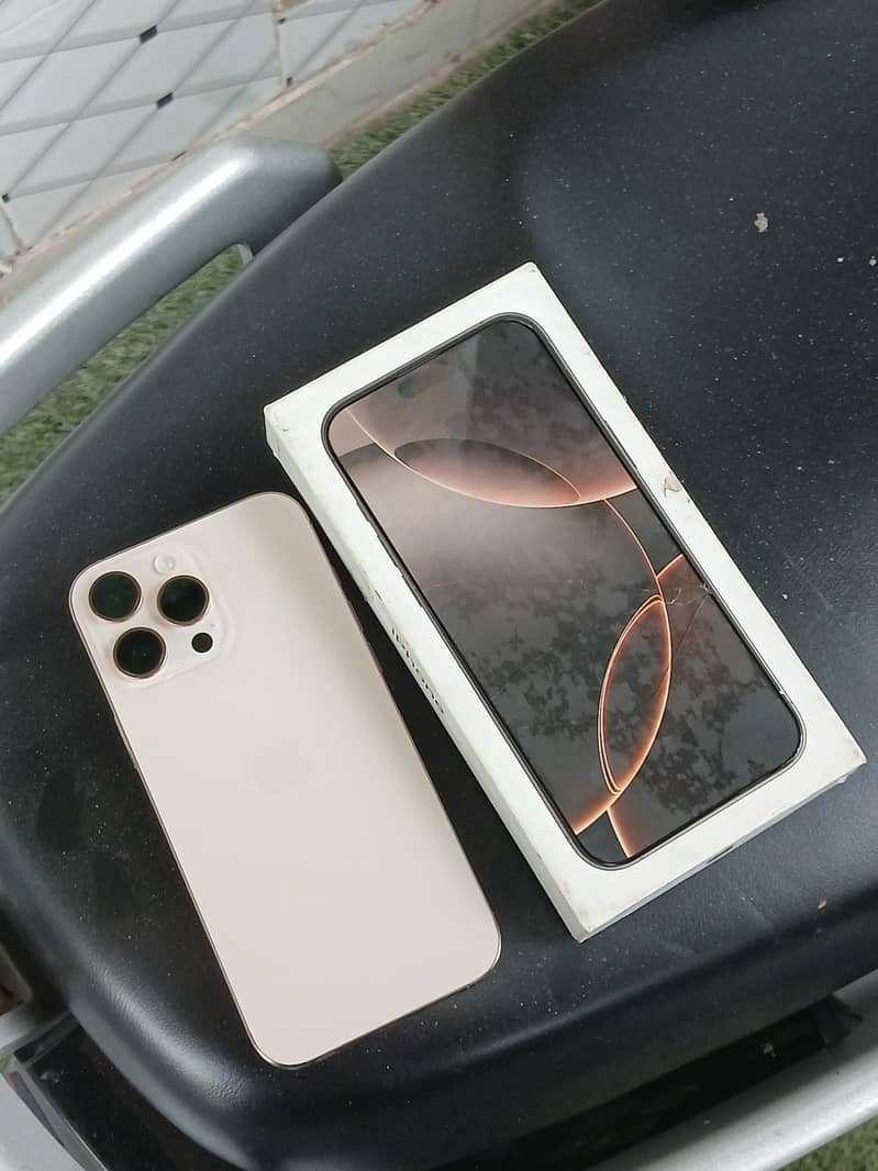 IPhone 16 Pro Max 5