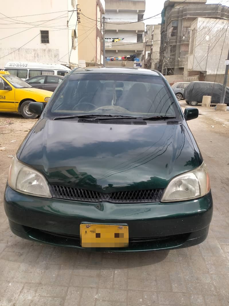 Toyota Platz 2002 1