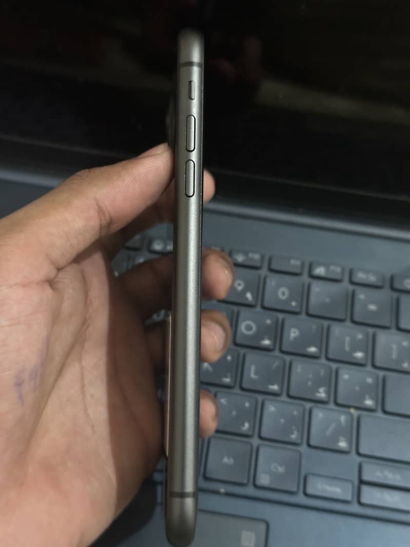 Apple iPhone 11 1