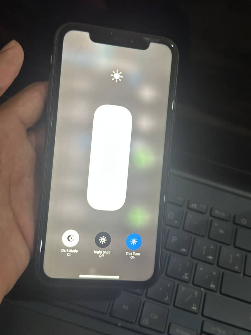 Apple iPhone 11 3