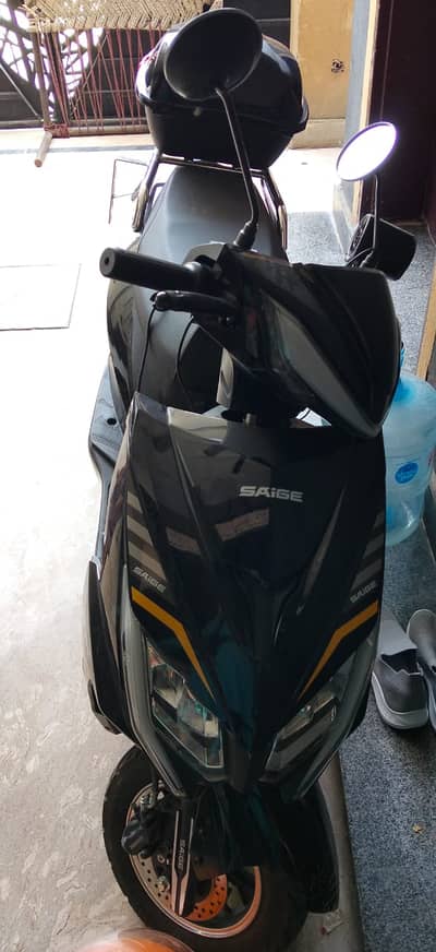 Saige E90