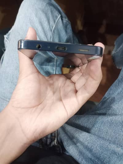 Samsung Mobile A06