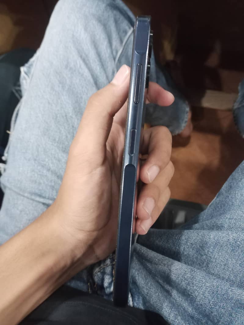 Samsung Mobile A06 1