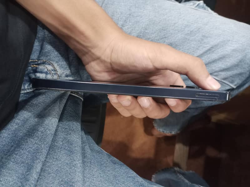 Samsung Mobile A06 3