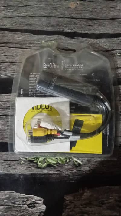 EasyCAP USB 2.0 Video Capture Adapter with Audio