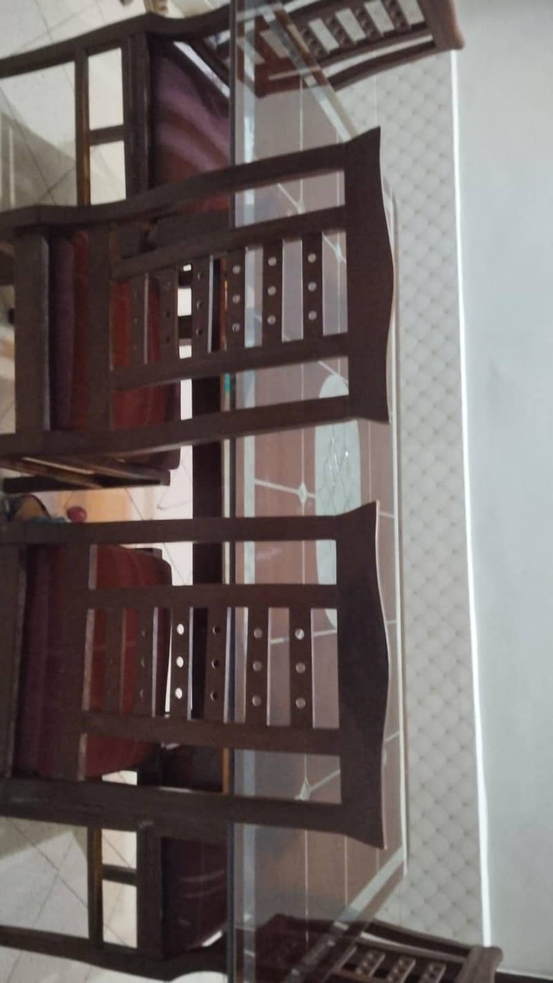Selling my dining table 4