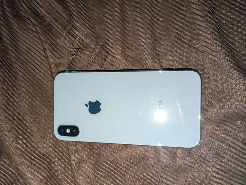 Apple iPhone XS 7