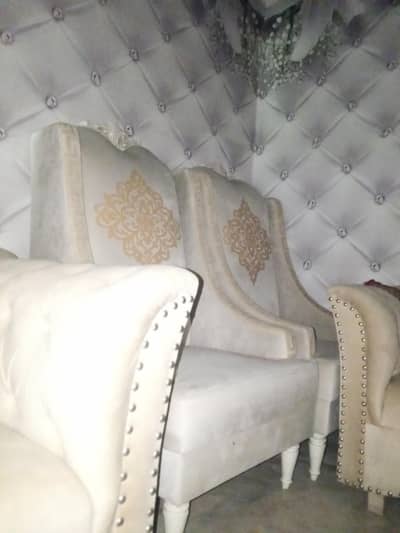 room chairs
