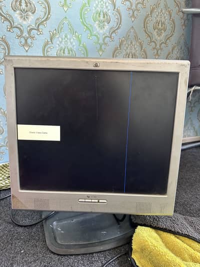 hp used monitor - in good price - best to run basic tasks