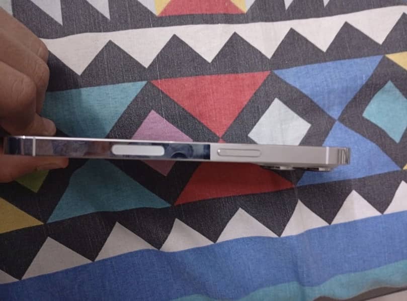 Apple iPhone 13 Pro 1