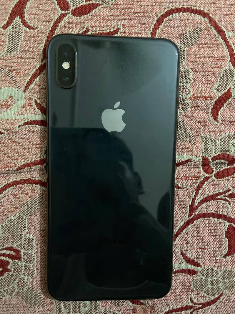 Apple iPhone Xs max 0