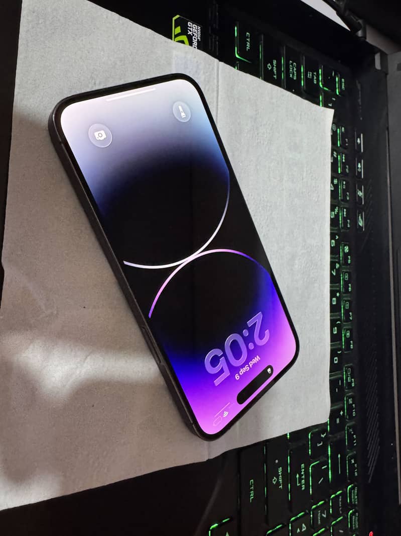 Apple iPhone 14 Pro Max 0