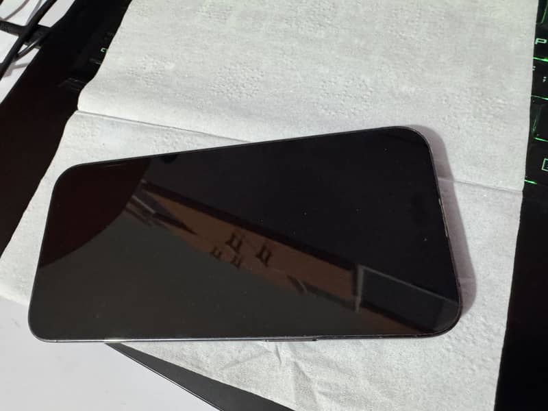 Apple iPhone 14 Pro Max 4