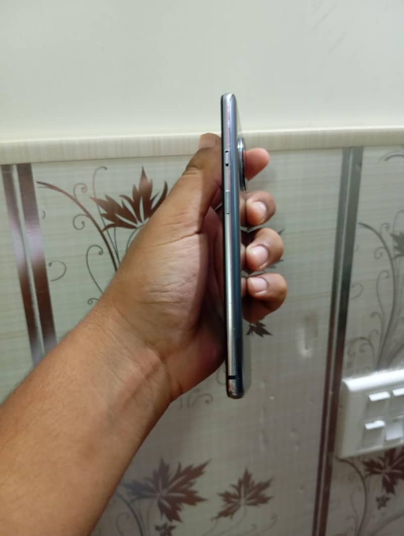 One Plus 7T 3