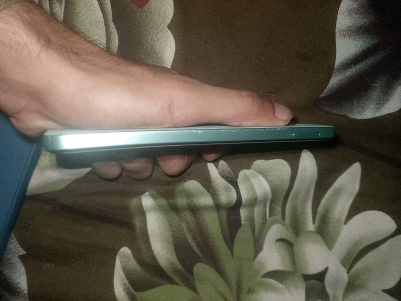 Tecno SPARK 30C 3