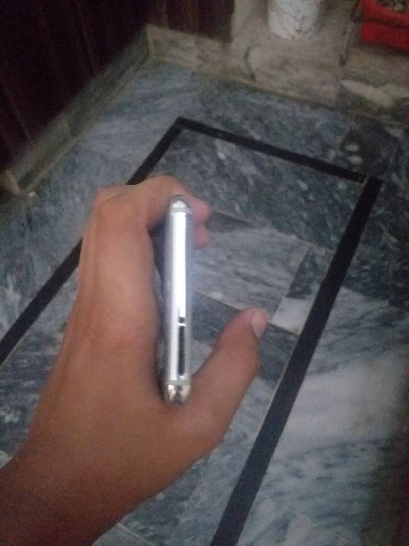 Samsung' s8 plus 1
