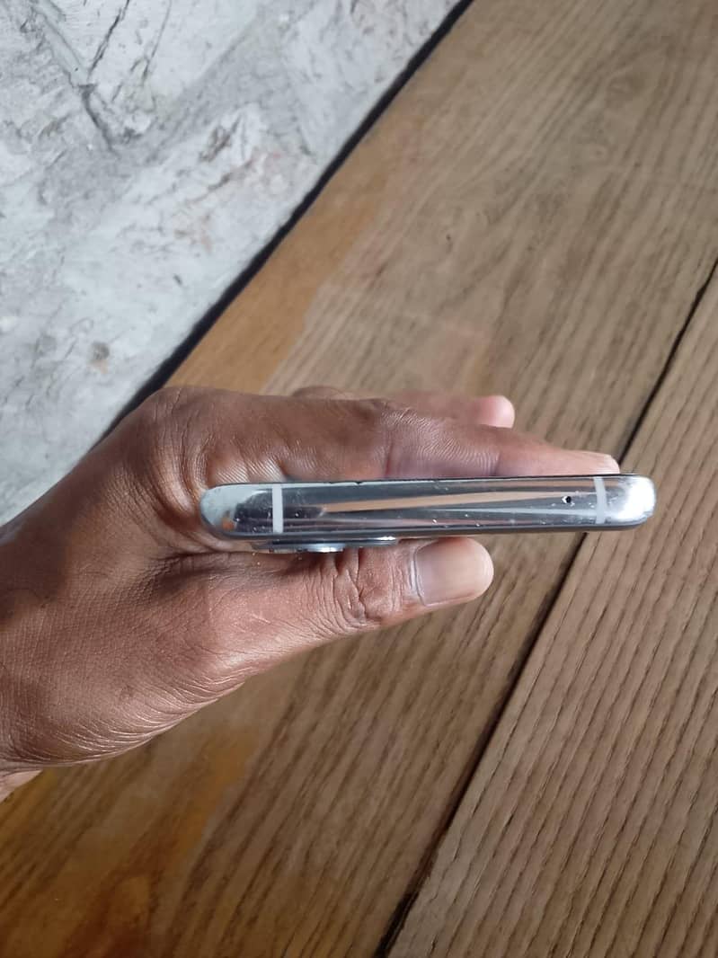 One Plus 9 4