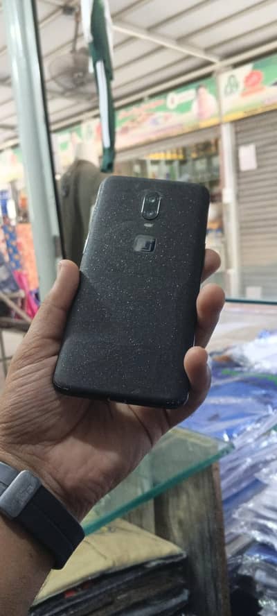 One Plus 6T