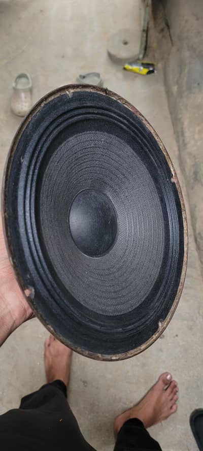 speakers
