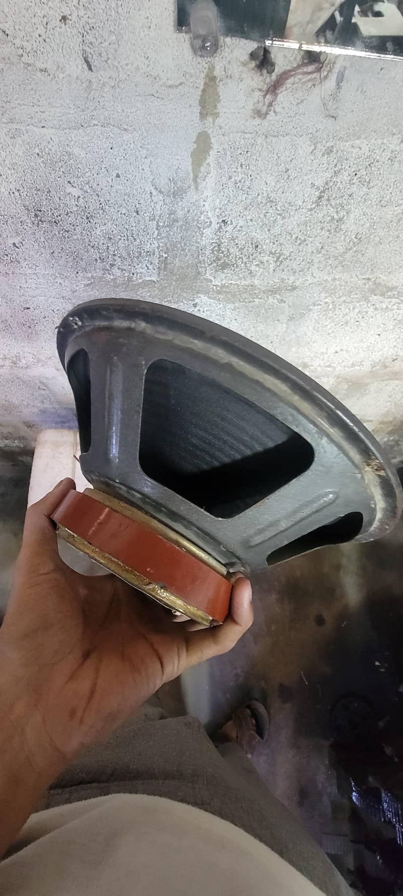 speakers 11