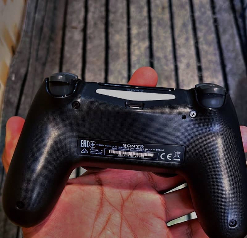 PS4 controller brand new 1