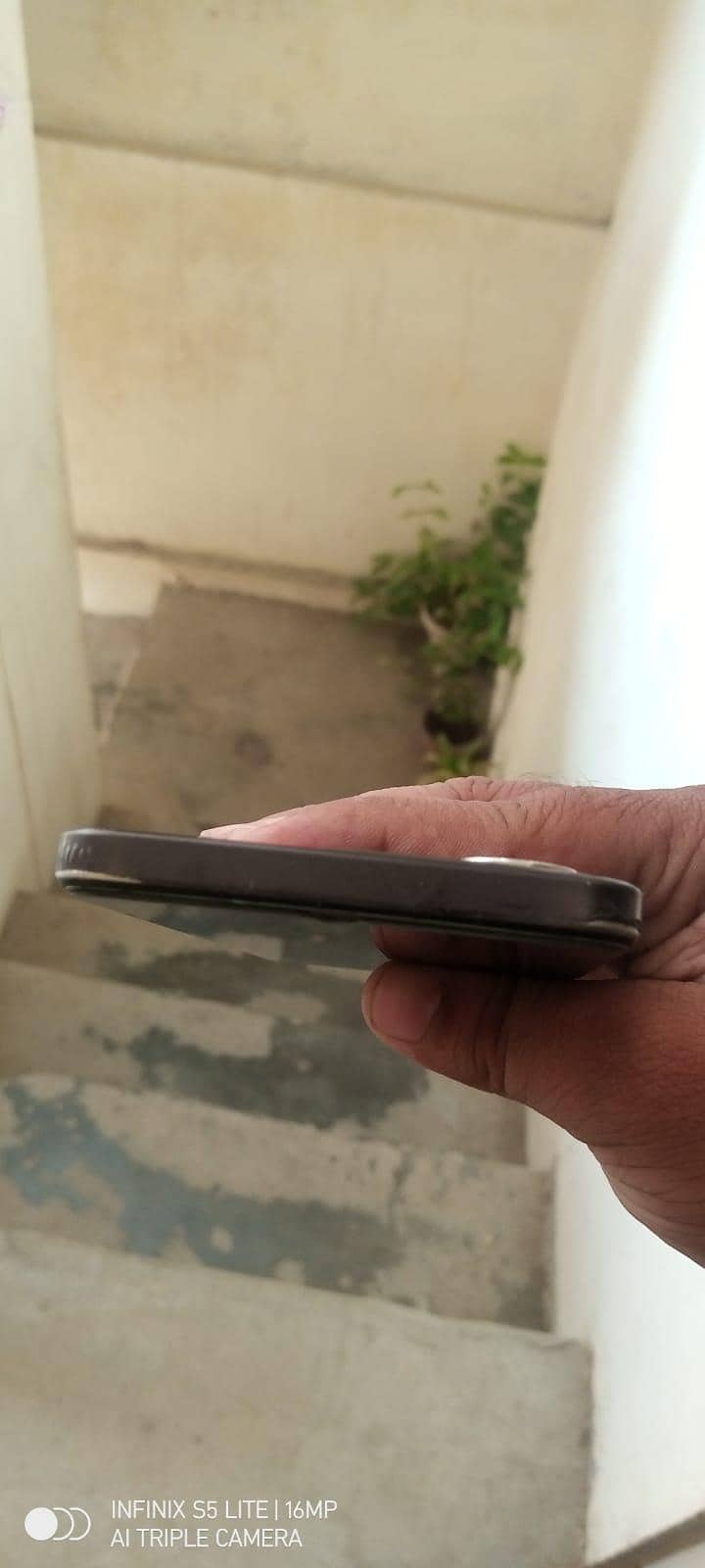 Realme C53 0