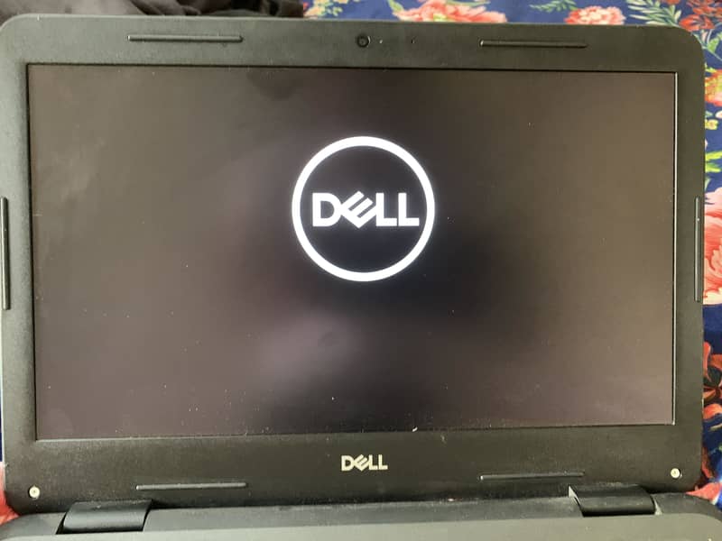 DELL I3 8th generation 4