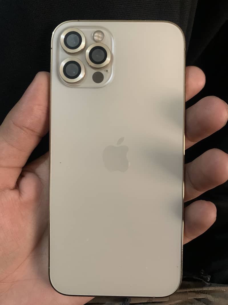 Apple iPhone 12 Pro 3