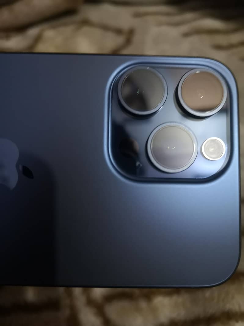 Apple iPhone 15 Pro Max jv 3