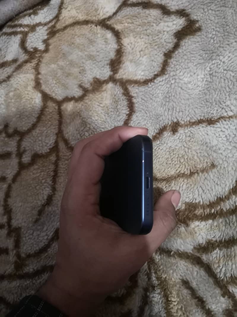 Apple iPhone 15 Pro Max jv 7