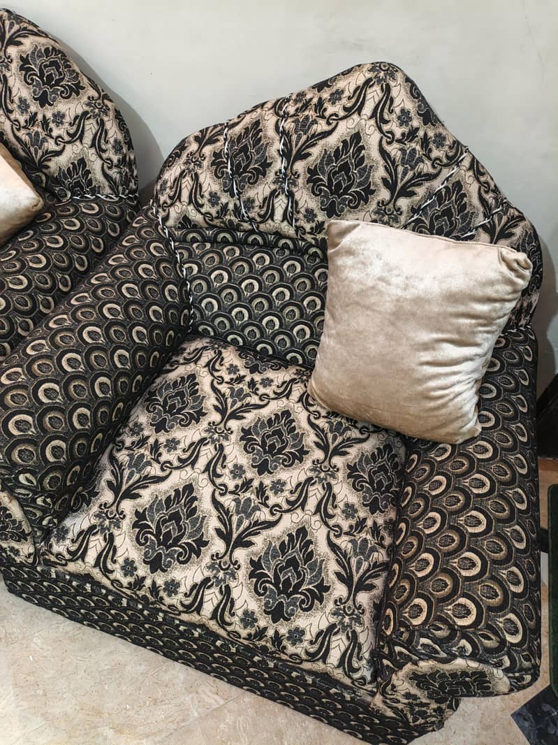5 seater sofa 3