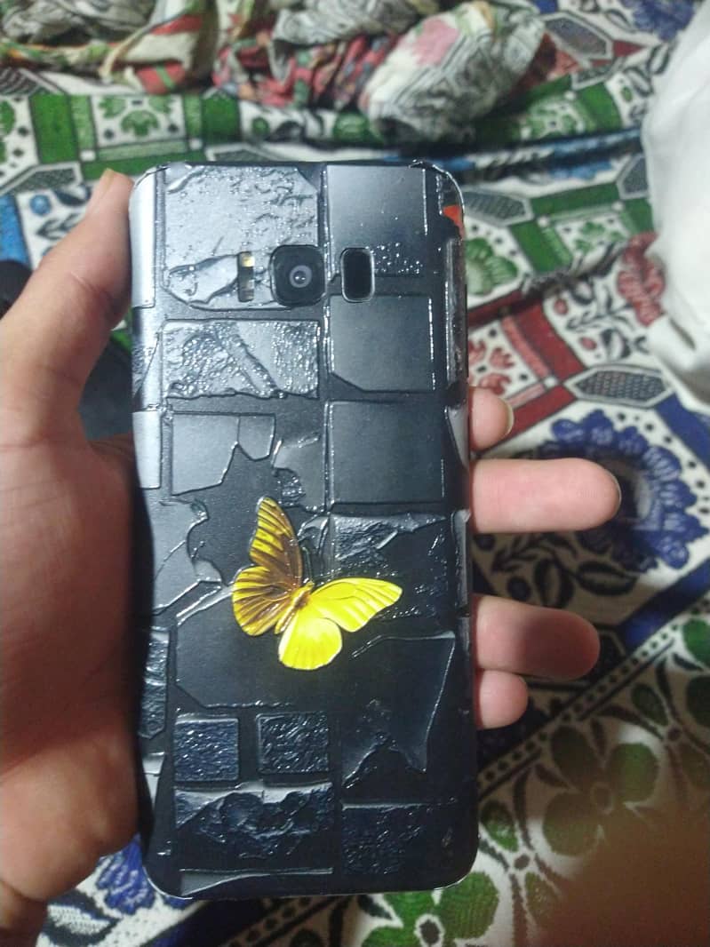 Samsung Mobile S8 Plus 1