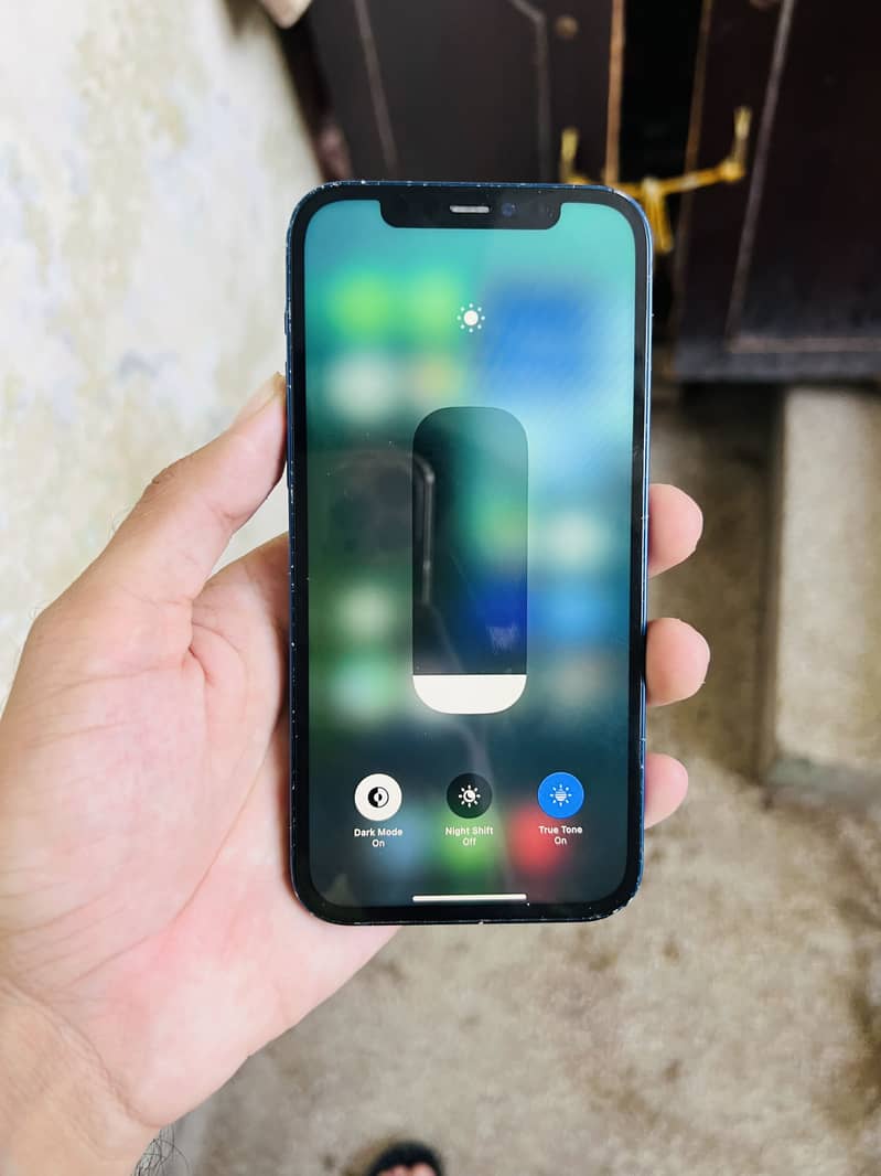 Apple IPhone 12 4