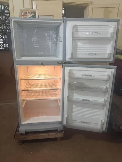 Dawlance refrigerator