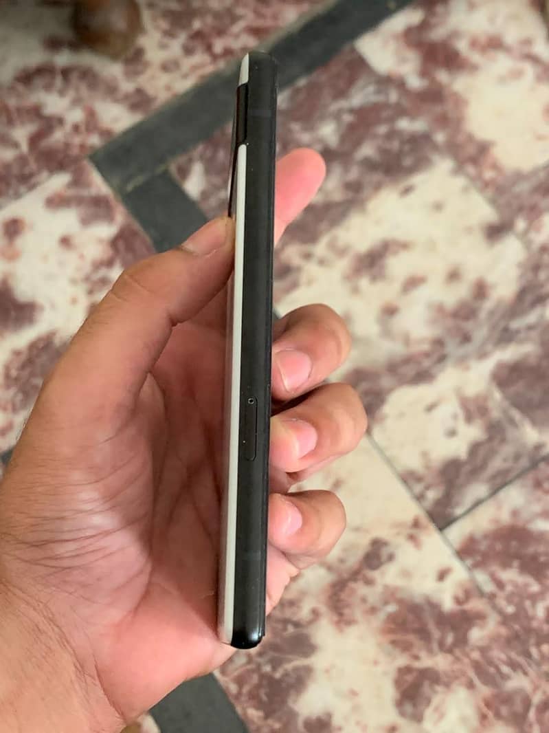 goolal pixel 6a 3