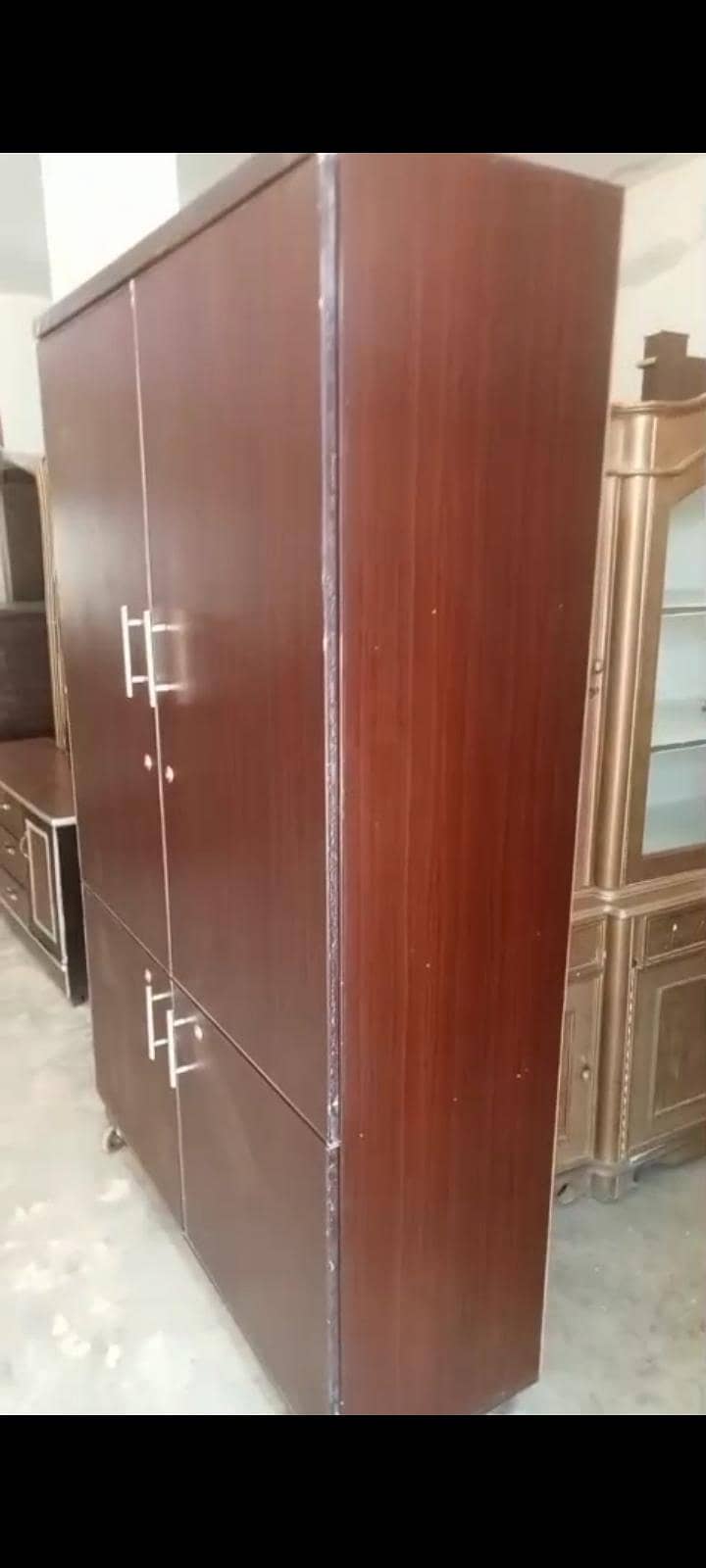 Wood Almari 1