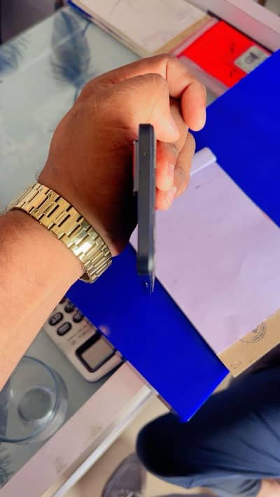OPPO F21 Pro