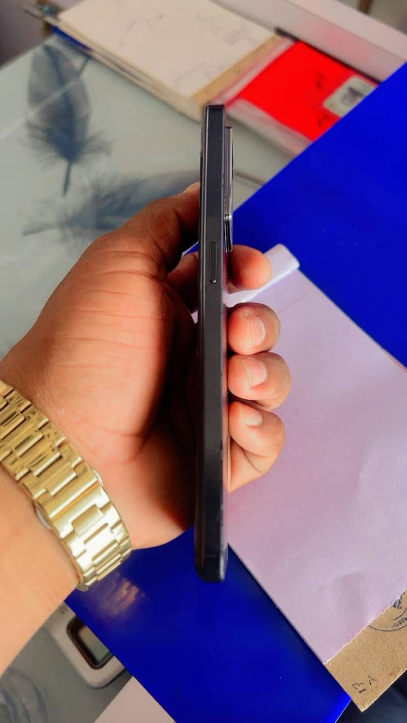 OPPO F21 Pro 4