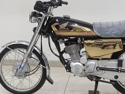 Honda CG 125 2024/25 Model Golden Edition