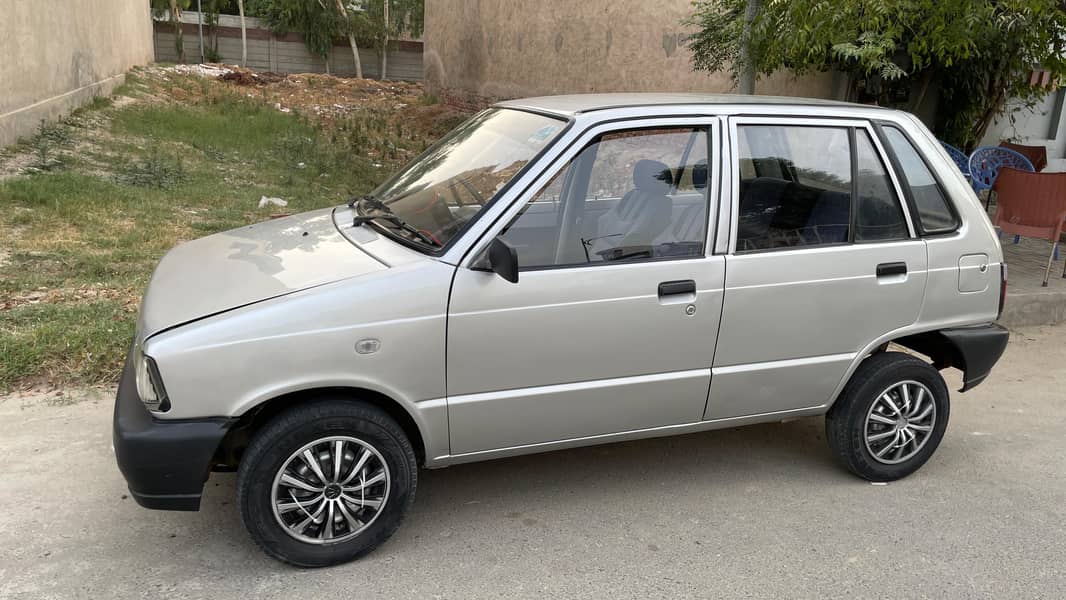 Suzuki Mehran VXR 2012 9