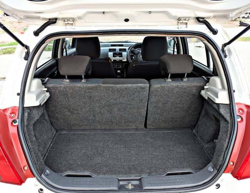 Suzuki Swift 2016 6