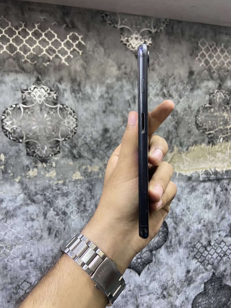 Apple iPhone 7 Plus 1