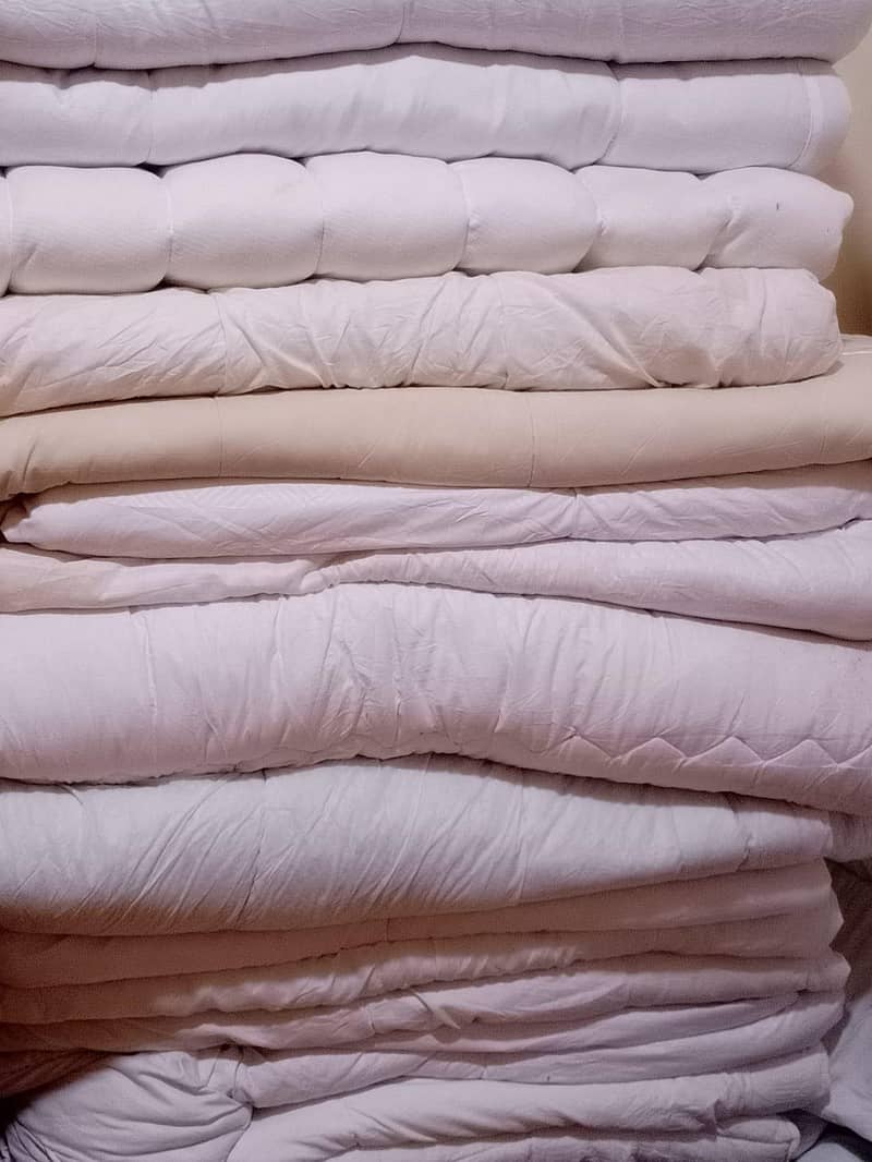 UK Vicky Razai/Quilts/Comforters. 1