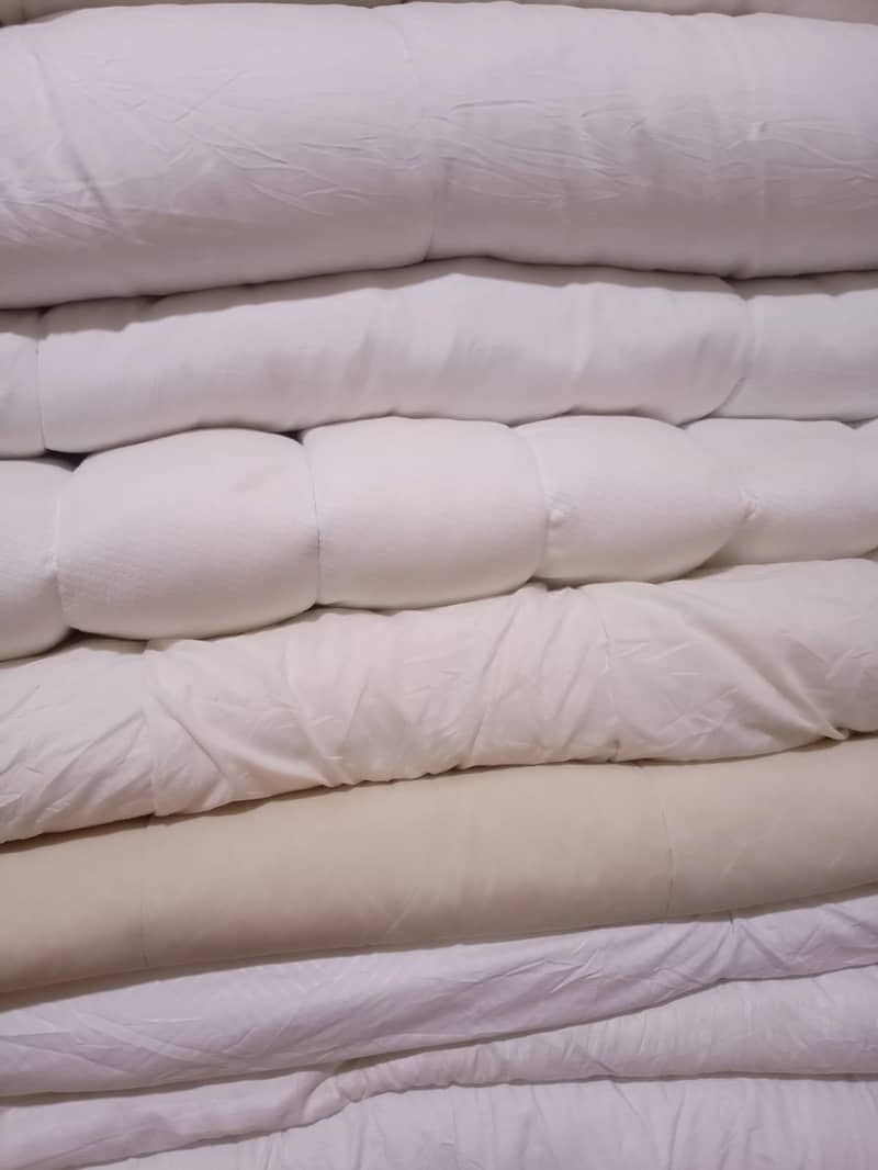 UK Vicky Razai/Quilts/Comforters. 2