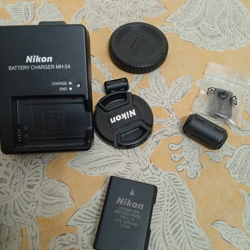 Nikon D3100 digital camera 4