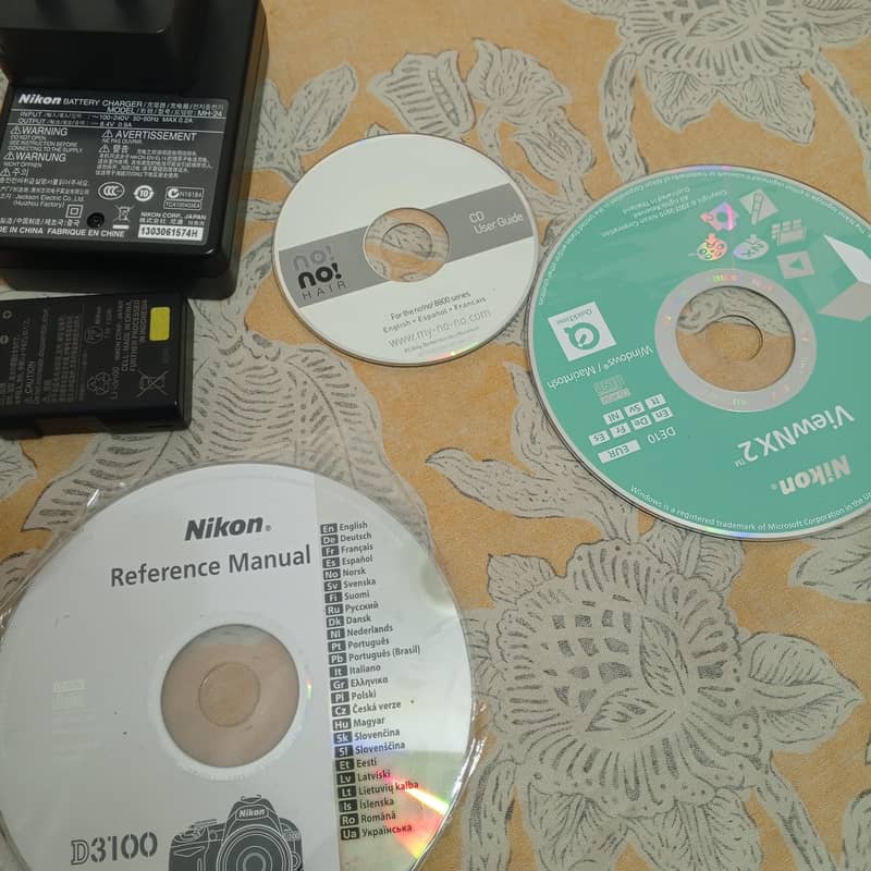 Nikon D3100 digital camera 5